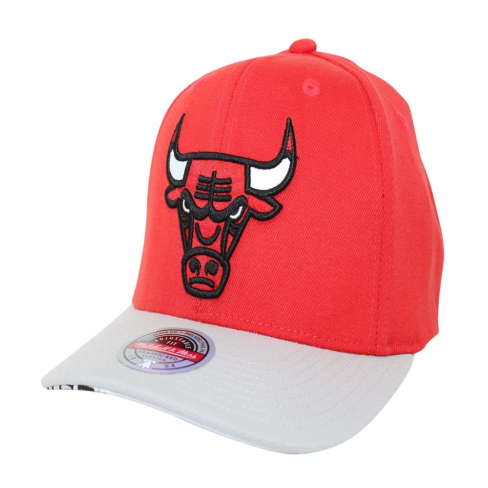 Mitchell & Ness Chicago Bulls Spot Lights Redline Snapback Adjustable Cap, Red/Grey, One Size