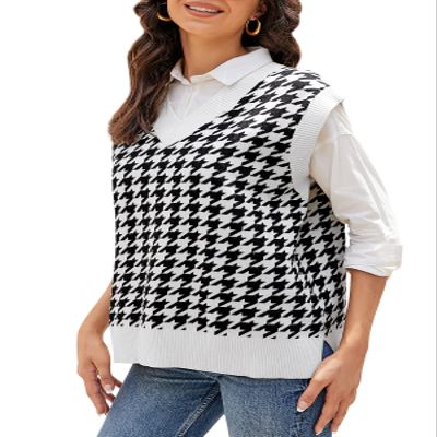 HOCOSIT Women's Houndstooth Knitted Vest Sweater V Neck Pullover Vintage Sleeveless Crop Knitwear White
