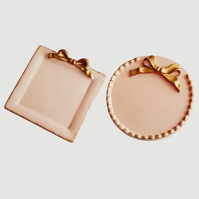 Gisela Adorable Bow-knot Trinket Dish Resin Jewelry Tray Perfect for Holding Small Jewelries, Necklaces, Earrings, Bracelets Decorative Plate (Pink Round)