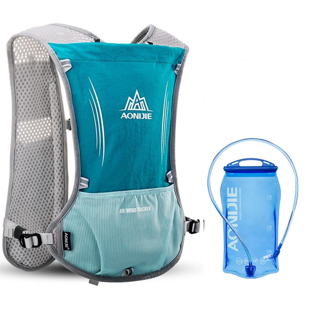 5.5L Lightweight Hydration Backpack Hydration Vest Outdoors for Trail Marathoner Running Race (Light Blue with 1.5l Water Bladder)