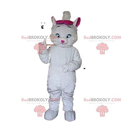 SPOTSOUND REDBROKOLY Mascot of Marie, famous white kitten of the Aristocats