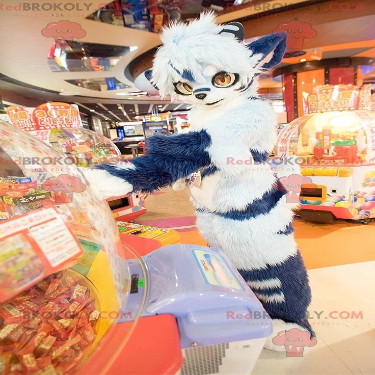 SPOTSOUND All hairy blue cat REDBROKOLY Mascot