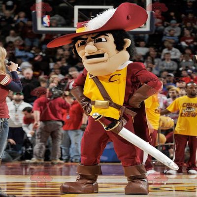 SPOTSOUND Musketeer REDBROKOLY Mascot in traditional red and yellow dress
