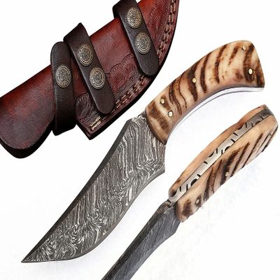 CKB Damascus Steel Bowie Hunting Knife, Handmade Knife with Leather Sheath and Goat Horn Handle, 9-Inch Knife