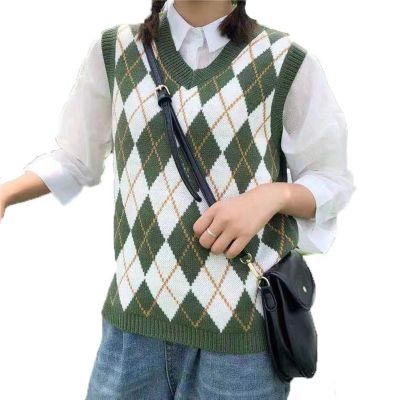 Hyipels Sweater Vest Women,Sleeveless V Neck Argyle Plaid Long Preppy Loose Knitted Casual School Sweaters Tank Top