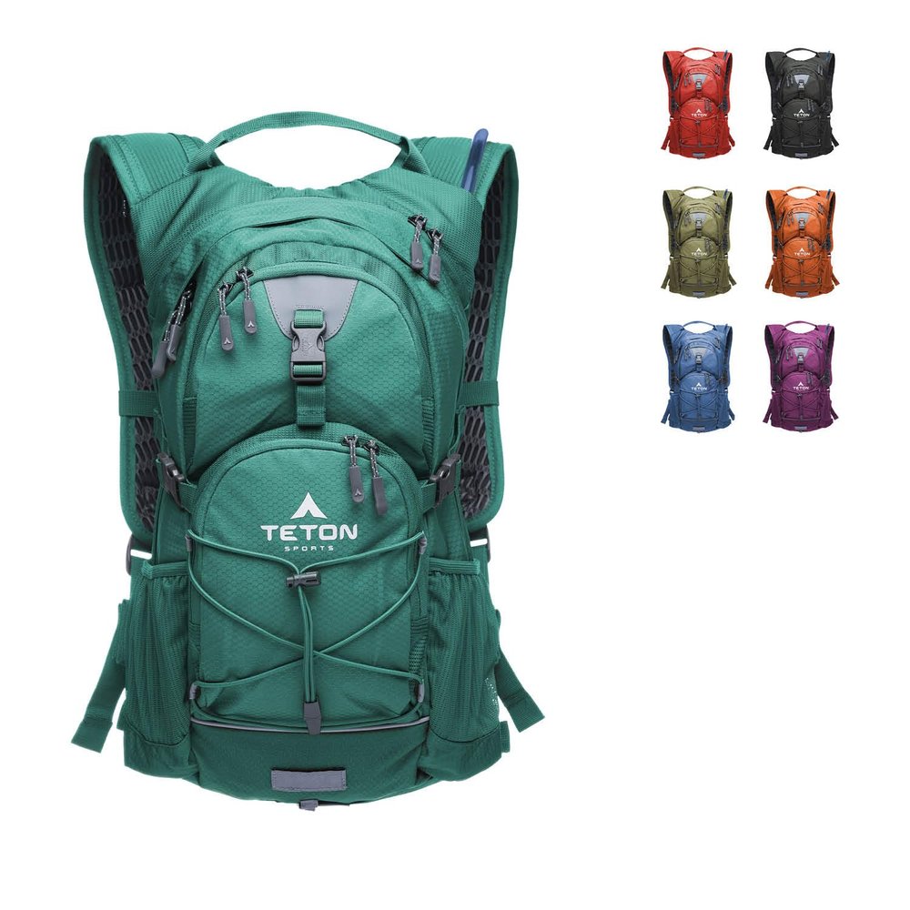 Teton Oasis Hydration Backpack Lightweight Water Pack with Bladder for Hiking, Running, Cycling, Biking 18L/22L Sizes Sewn-in Rain Cover Fits Men and Women