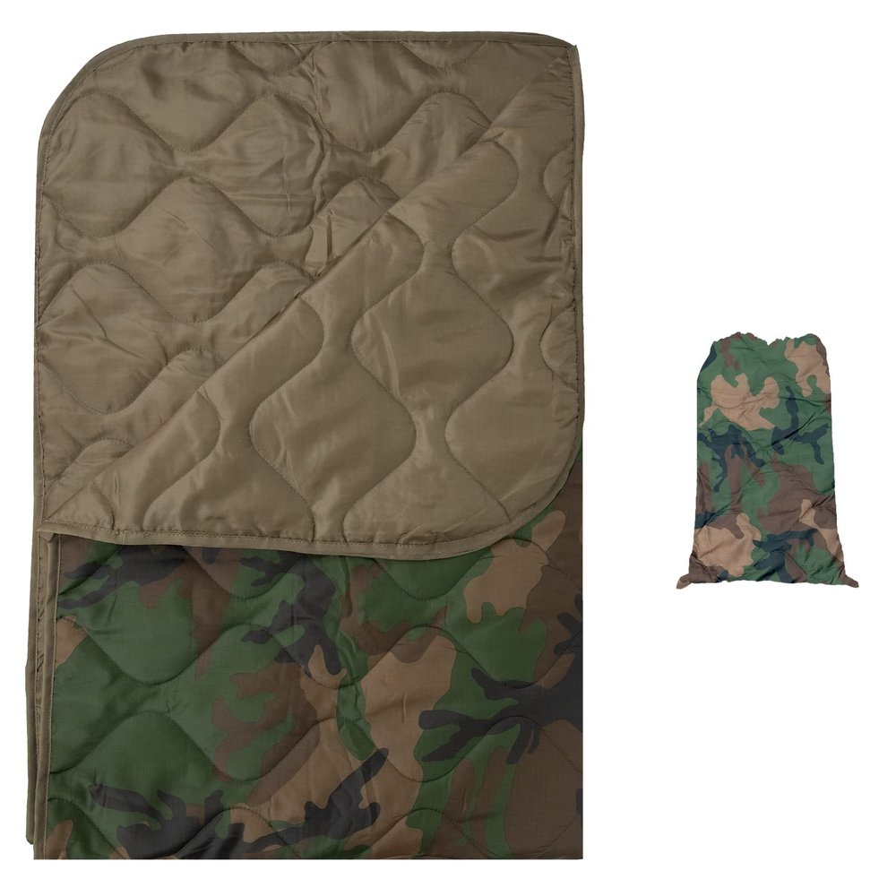 LOOGU Camo Blanket Waterproof Insulation Poncho Liner for Outdoor Camping, Hiking, Hunting, Survival, Backpacking, Picnicking