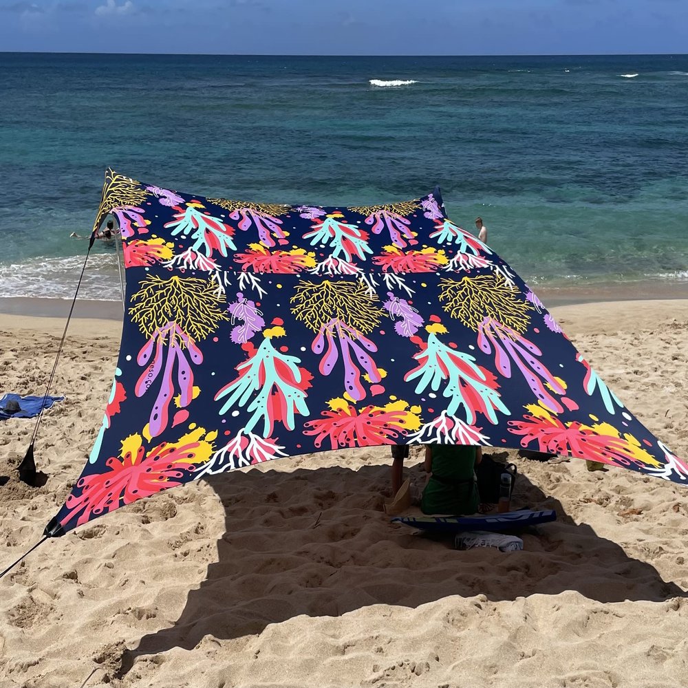 Neso Grande Portable Beach Tent Sun Shelter - Lightweight Beach Shade Canopy - Easy Setup for Family Outings - Patented Reinforced Corners - UPF 50+ Sun Protection - 7ft Tall, 9 x 9ft - Save The Reef