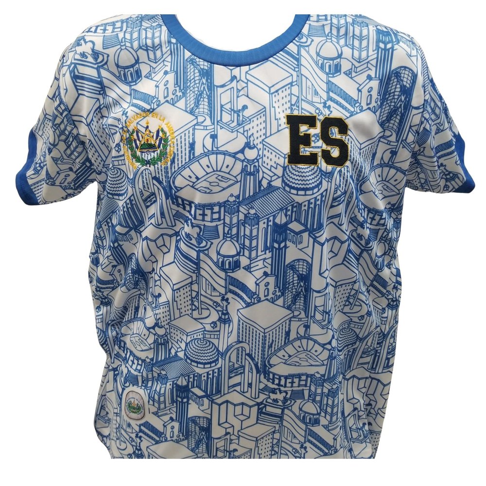 Camisa Seleccion de El Salvador, el Pas que te vo nacer, Diseo con graficos monumentos importantes de Tu Pais (Blanco Grafico, Medium)