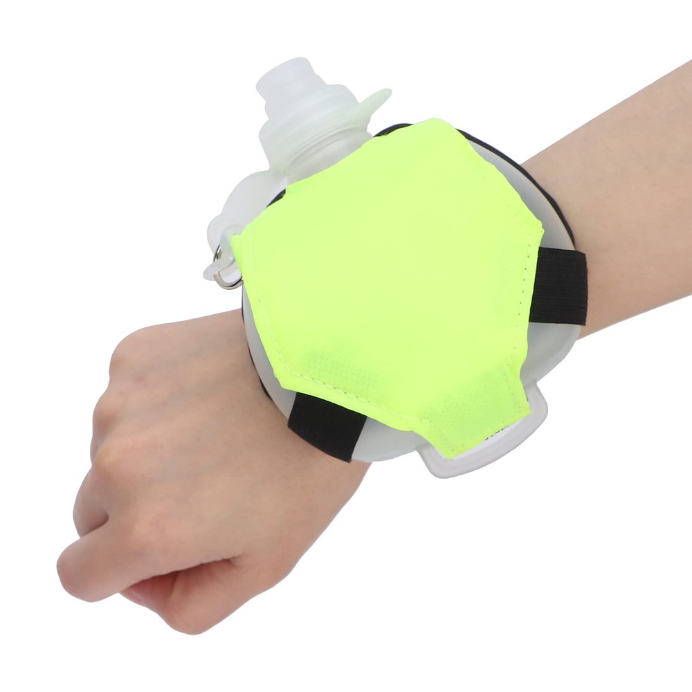 Adjustable Wrist Water Bottle, Silicone Portable Water Bottles Hydration System for Runners and Athletes, Wearable Hands Free Wrist Water Bottle for Running, Cycling, Hiking, Camping(Green)