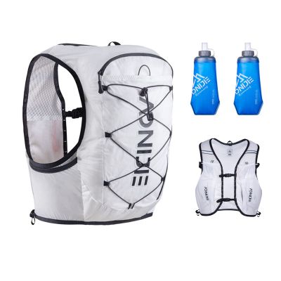 Men Women's Hydration Pack/Running Vest - Large Capacity 18L with 500ML Water Bladder, Hydration Backpack - Running, Marathon, Hiking, Outdoors, Cycling (L/XL, White)