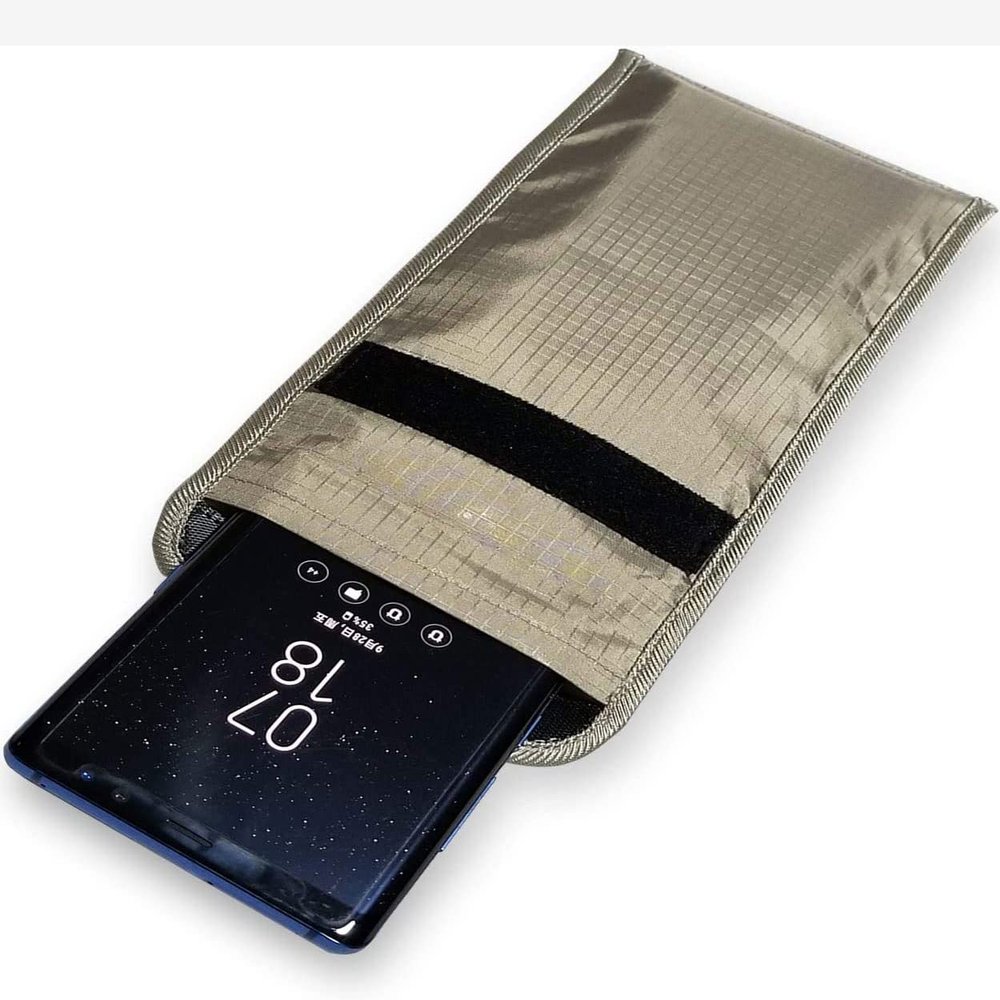 GNCCI Anti-Radiation Cell Phone Security Pouch Anti-Spying GPS RFID Signal Blocking Bag Shielding Pouch Wallet Case Protection Car Key Credit Card Passport Protection Pouch