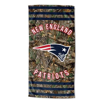 Northwest NFL New England Patriots Unisex-Adult Beach Towel, 30" x 60", Realtree Camo Stripes