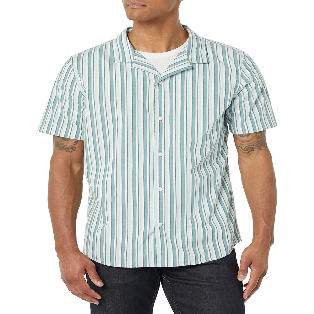 Amazon Essentials Men's Vacation Cotton Resort Shirt, Slim-Fit Short Sleeve, Multicolor Stripe, X-Small