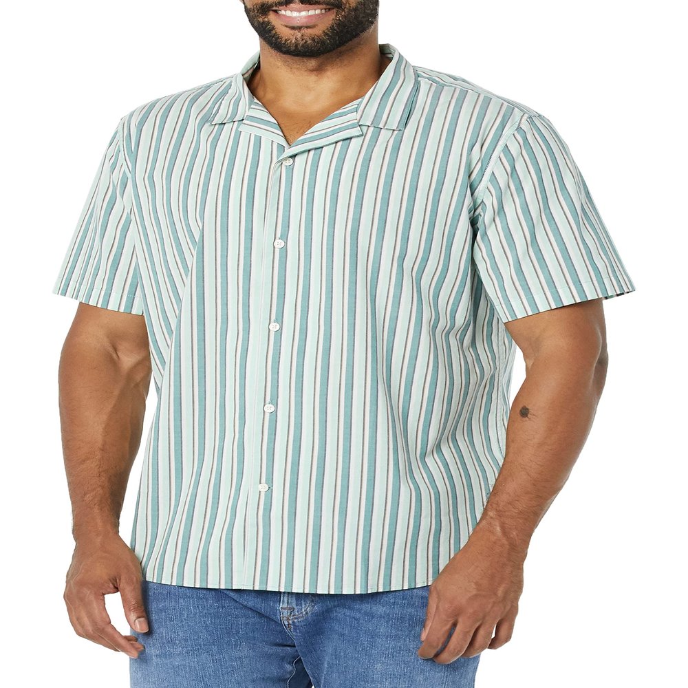 Amazon Essentials Men's Vacation Cotton Button-Down Short Sleeve Resort Shirt, Light Blue Stripe, X-Large