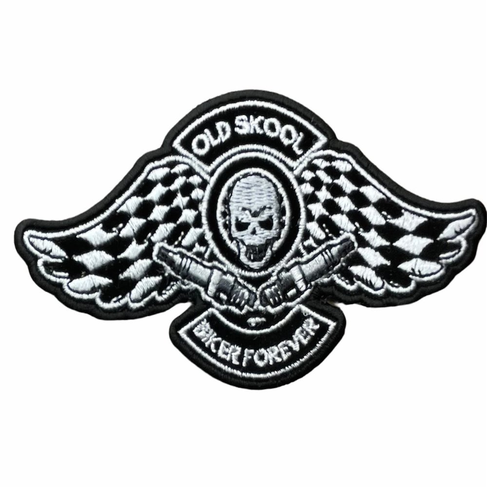Old Skool Skull Spark Plug Biker Forever 4.5 inch IV6855 F6D30J
