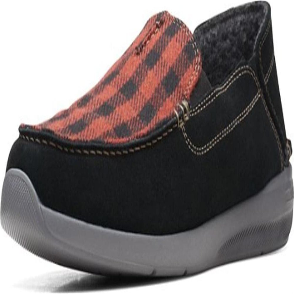 Clarks mens Gorwin Step Loafer, Black Suede, 8 US