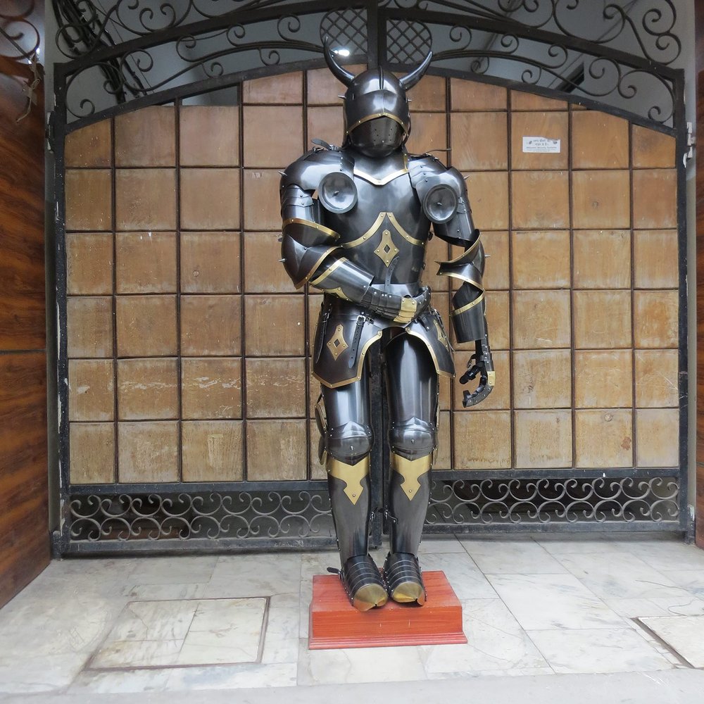 Nautical-Mart Medieval Knight Gothic Suit of Armor Horns 15th Century Body Armour (Full Suit of Armor) black
