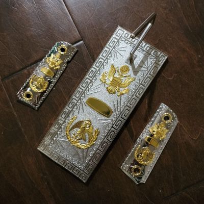 Mexican Eagle 1911 Grips Full Size + Gun Stand/Display for Kimber, Colt, Rock Island, Springfield, Taurus, & Clones - 1911 Full Size Metal Nickel Plated