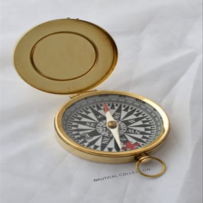 NAUTICAL COLLECTION | Brass Compass with Lid | Nautical Style Directional Magnetic Compass Baptism Gifts for Son, Father, Love, Partner, Spouse, Fianc.
