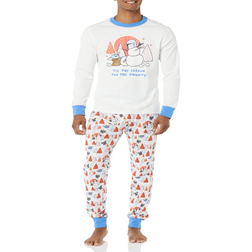 Amazon Essentials Disney | Marvel | Star Wars Men's Snug-Fit Pajama Sleep Sets, Star Wars Mando Winter - Mens Snug-fit, Medium