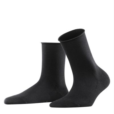 FALKE Women's Active Breeze Socks, Breathable, Cooling, Sustainable Lyocell, Crew, Sweat Wicking, Coolmax Clothing, Black (Black 3000), 8-10.5, 1 Pair