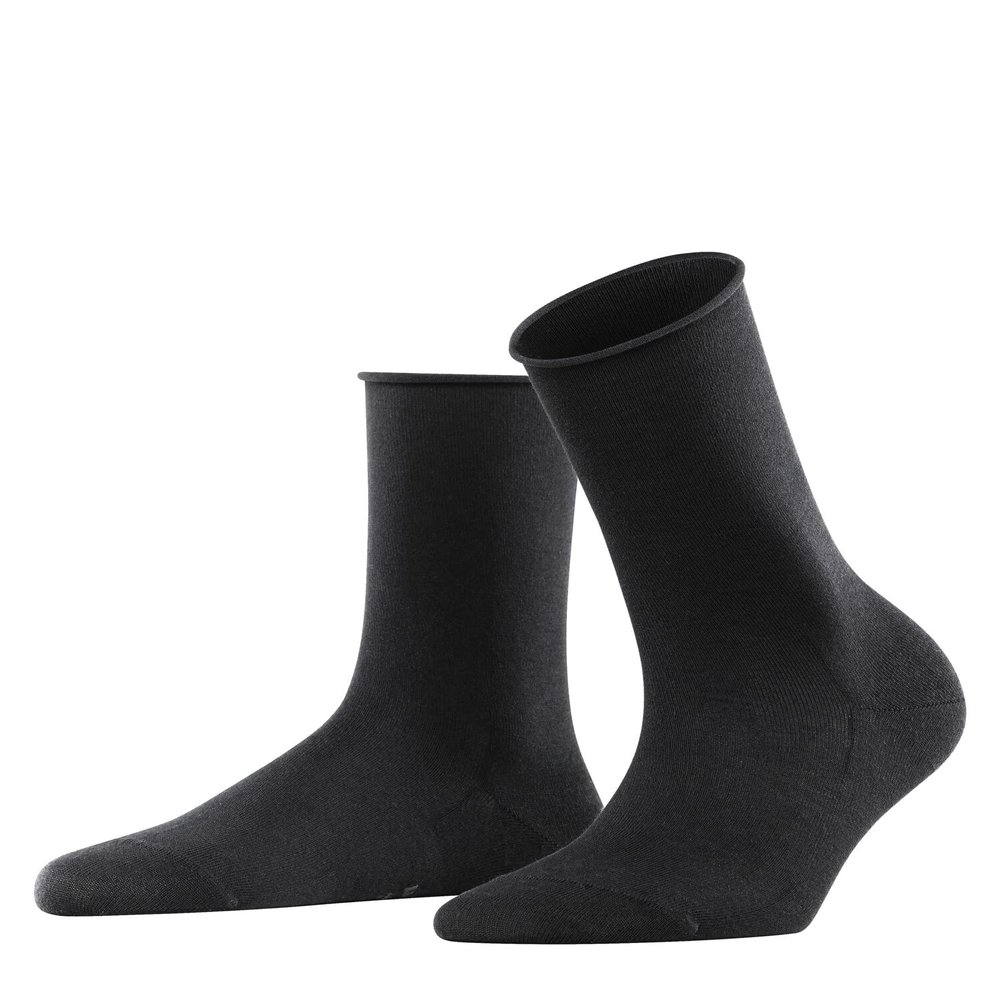 FALKE Women's Active Breeze Socks, Breathable, Cooling, Sustainable Lyocell, Crew, Sweat Wicking, Coolmax Clothing, Black (Black 3000), 8-10.5, 1 Pair