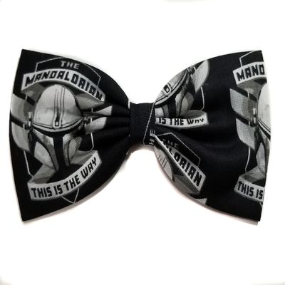 EmilyRose Couture Super Heroes Hair Bows-Sci Fi Characters, Horror (Group 2) (Alligator Clip, Mandalorian Helmet)