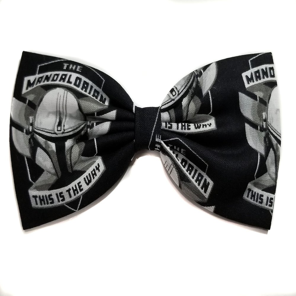 EmilyRose Couture Super Heroes Hair Bows-Sci Fi Characters, Horror (Group 2) (Alligator Clip, Mandalorian Helmet)