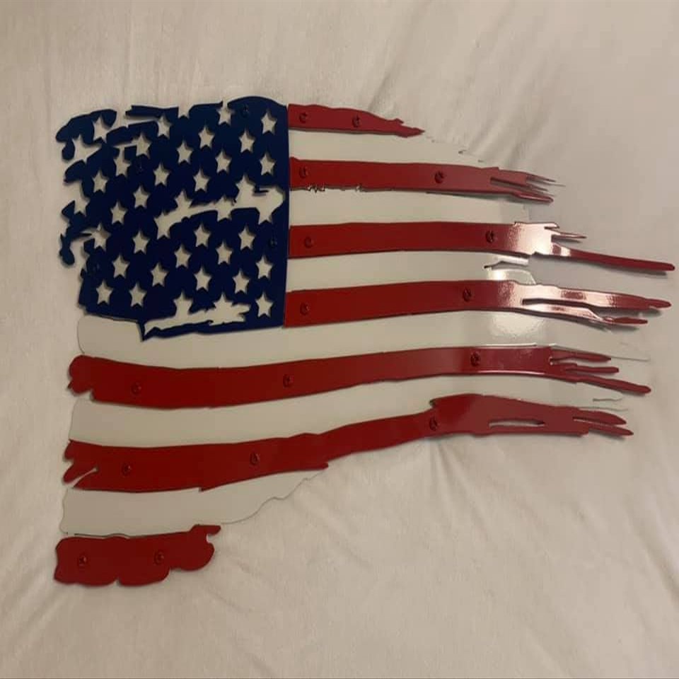 USA Tattered Battle Flag (Layered Plaque) (18" Length)