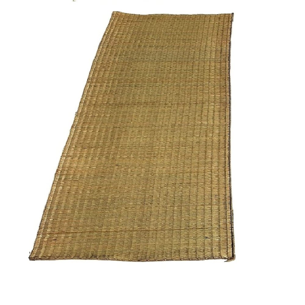 deal Kusha Grass Straw Mat for Yoga Meditation Pranayam Sleeping and Prayer Size of 4 fit Wide, 6 fit Length (Pack of 1)
