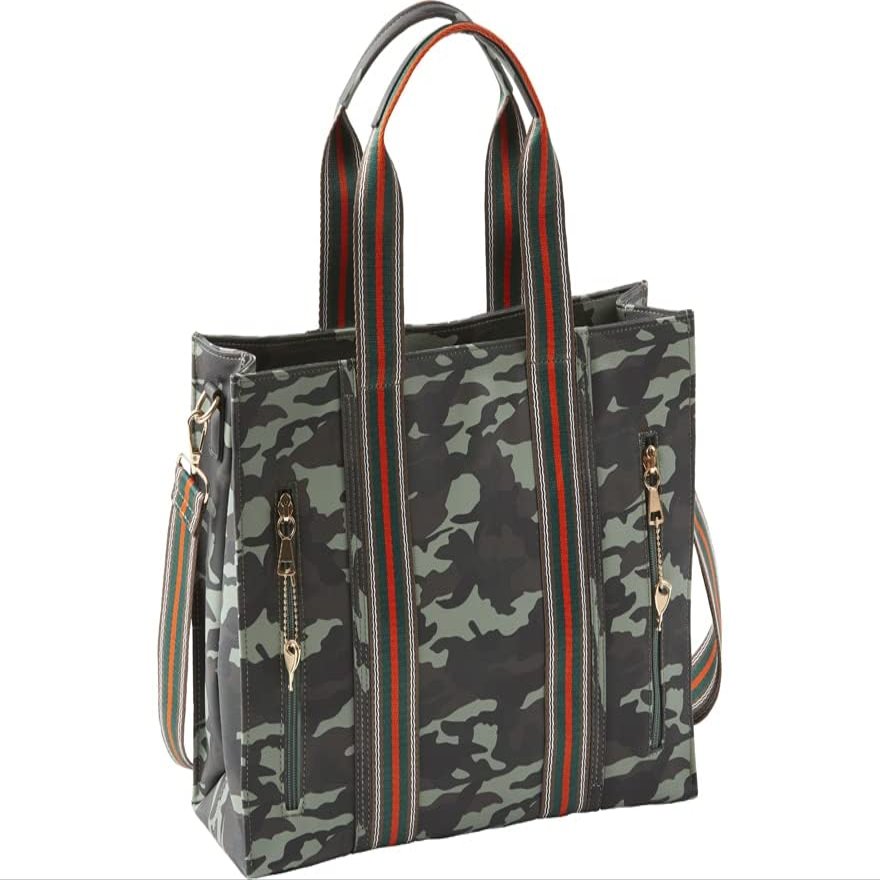 Bulldog Cases Bdp-043: X-Large Fashion Cross Body Style Purse W/Hoslter - Camo