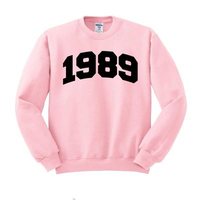TeesAndTankYou College Style 1989 Sweatshirt Unisex 2X-Large Pink