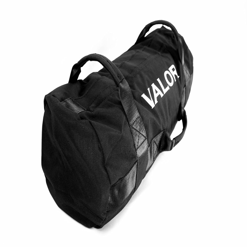Valor Fitness Weight Training Sandbag Self Fill Duffle - 7 Grip Positions- Heavy Duty Vinyl Construction- Double Bladders Reinforced Zipper- Weightlifting Gym Conditioning- Max Weight 70 lbs -SDB-7