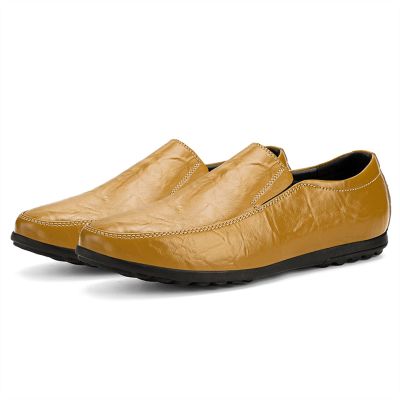 Easy to Put and Remove. Driving Moccasins Smoking Loafer for Men Genuine Leather Round Toe Stitching Details Anti-Slip Flexible Lightweight Resistant Driving Slip on for All Occasions Yellowish Brown