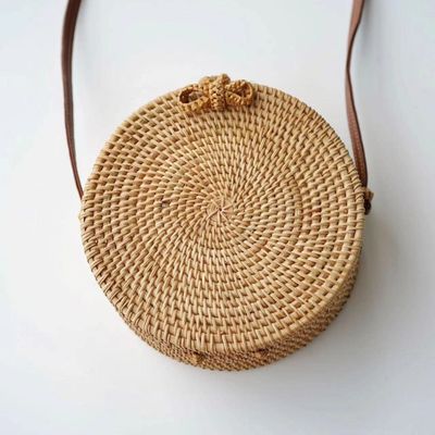 Handwoven Handmade Round Rattan Natural Crossbody Bag Chic Hand Bag Shoulder Leather Straps (Color : Medium, Size : 1pcs)
