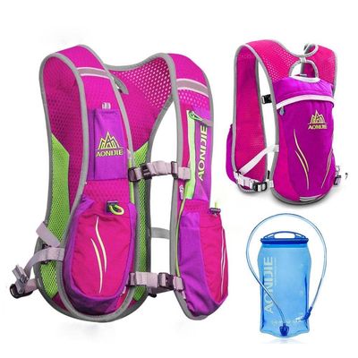 AONIJIE Running Hydration Vest Backpack 5.5L Lightweight & Breathable Water Backpack for Hiking Trail Running Cycling Race Marathon for Women Men (Red Vest with 1.5L Water Bladder)