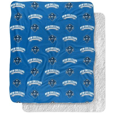 University of New Orleans Blanket, 50"x60" Logo Pattern, Silky Touch Sherpa Back Super Soft Throw Blanket