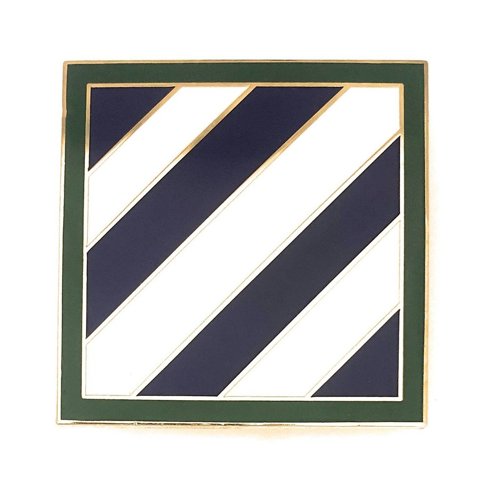 3rd Infantry Division/Large Pin 2X 2 3RD ID with Gold Plated Border