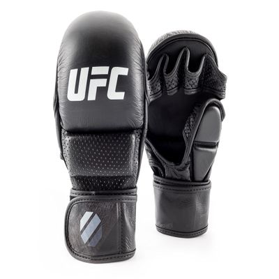 UFC PRO MMA Safety Sparring Gloves (S/M, Blue)