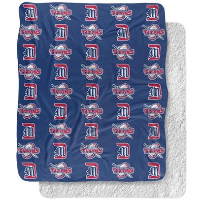 University of Detroit Mercy Blanket, 50"x60" Logo Pattern, Silky Touch Sherpa Back Super Soft Throw Blanket