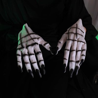 HAOZAIKEJI Halloween Costume Animal Paw Gloves Hairy Bear Wolf Gorilla Claws Role Play Themed Party Costume Gloves
