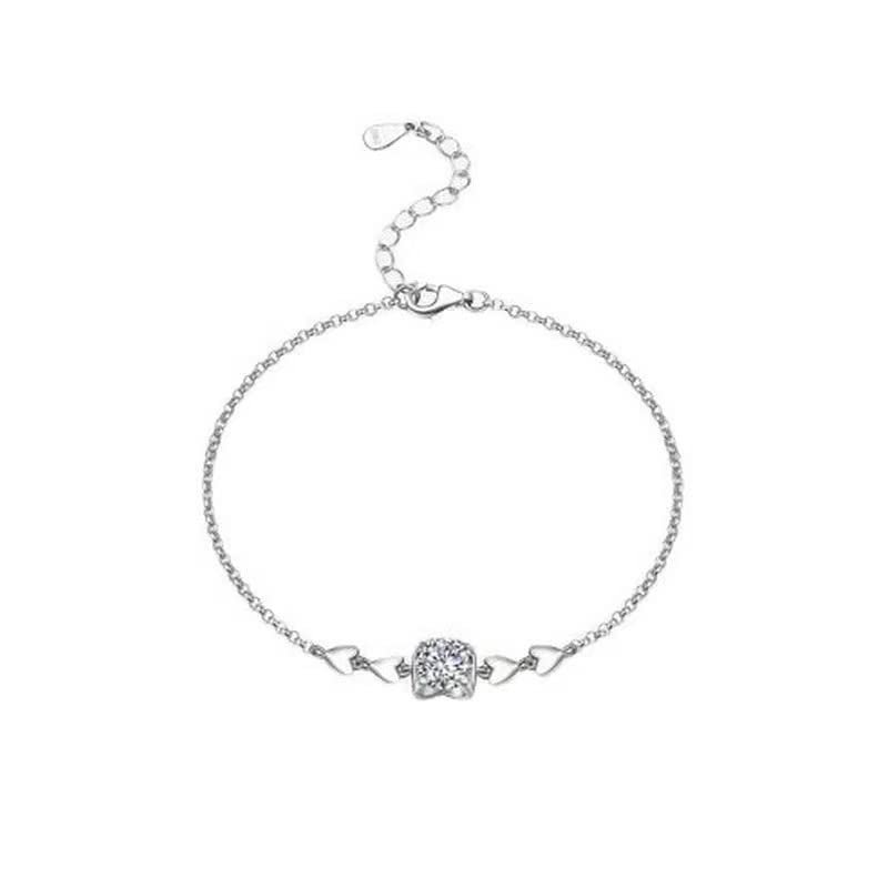 StarGems 0.5ct Moissanite 925 Silver Platinum Plated Adjustable Four Prong Love-Shape Bracelet B4700
