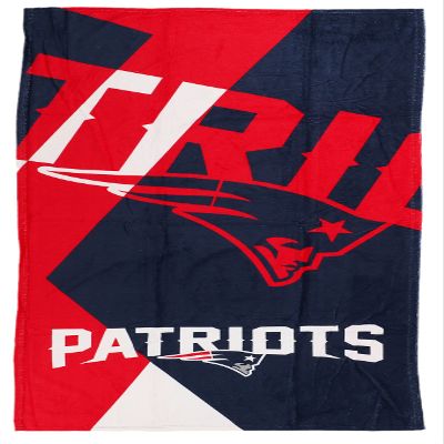 Northwest NFL New England Patriots 30 x 60 Inch Beach Towel, Puzzle Design