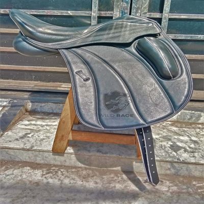 WILD RACE Leather Dressage Monoflap Changeable Gullets Saddle (17.5", Black)
