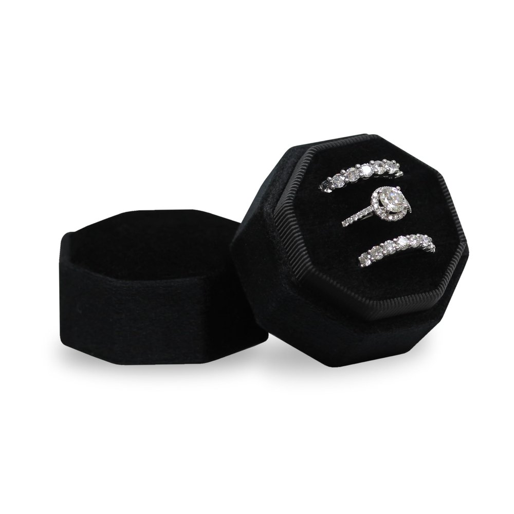 BLUTETE Velvet 3 Slots Jewelry Ring Box Engagement Wedding Box Keepsake Box Bridal Photo Ring Triple Slots Octagon (Black)