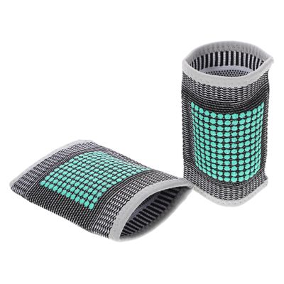 BESPORTBLE 1pair Graphene Sports Wrist Brace Self-Heating Protective Cover for Wrist for Outdoor Activities Gym and Yoga Comfortable Sweat-Absorbing Breathable Design Unisex Fits All Dot