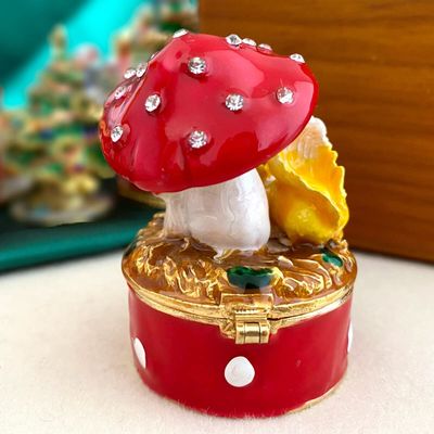 Christmas Collection Figurines Jewelry Trinket Box Hinged Hand Painted Storage Box Ring Holder Home Dresser Decor Wedding Gift (Color : A)