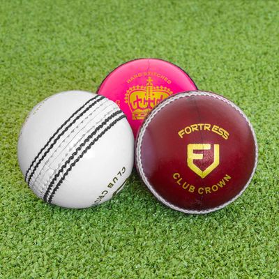 FORTRESS Club Crown Cricket Balls - MCC White/Red/Pink Ball Colours (Men's, Pink (Pack of 6))