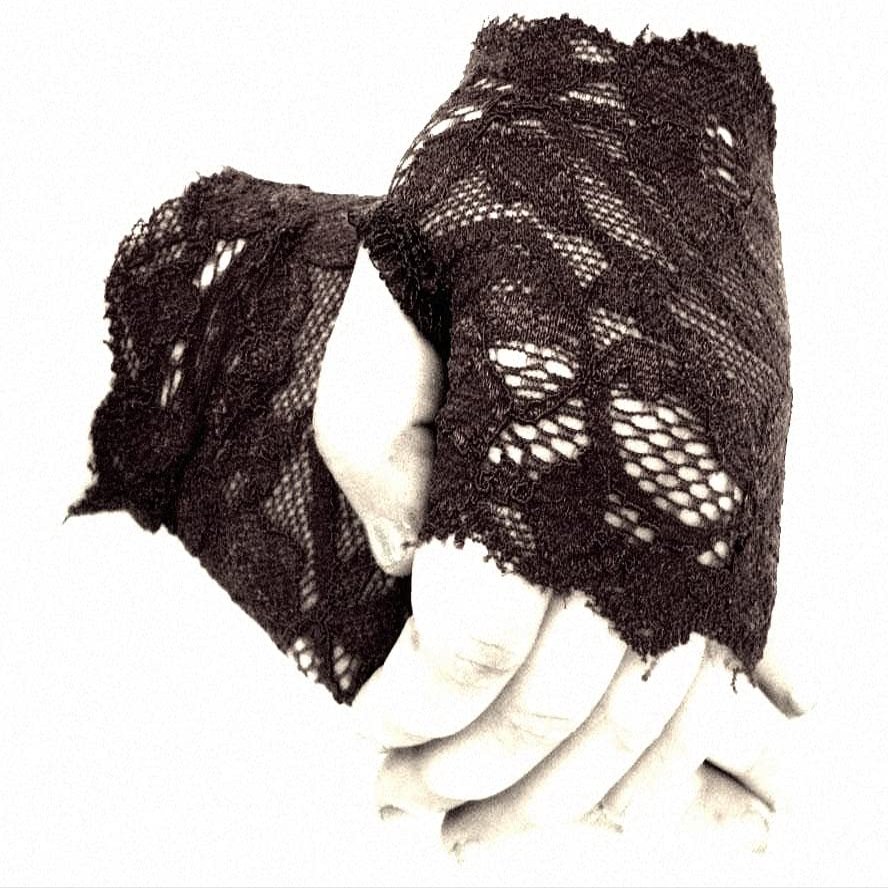 Baby Toddler Girls Black Lace Fingerless Gloves Flower Girl Wedding Pageants Halloween (Medium, pink bow)